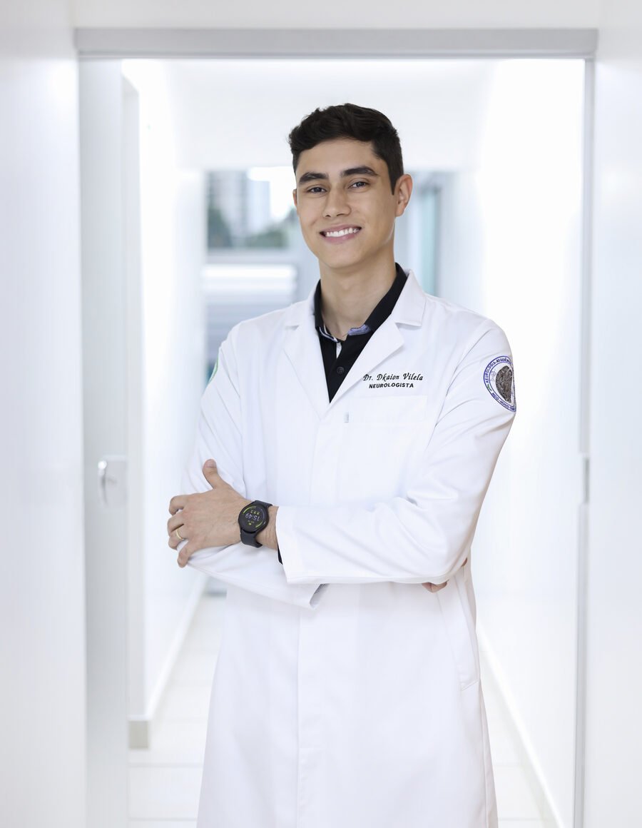 Dr. Dkaion Vilela — Neurologista Vascular em Goiânia